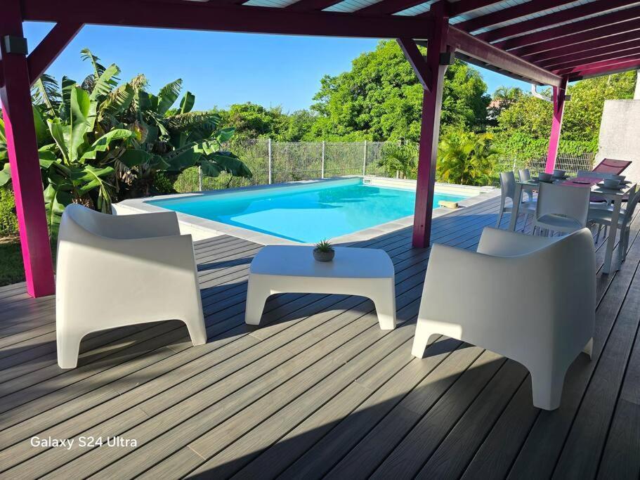 Bungalow Tout Confort & Piscine Privee - Helleux Сент-Анн Экстерьер фото